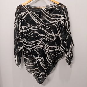 🖤 Charlotte Russe Poncho/Shawl